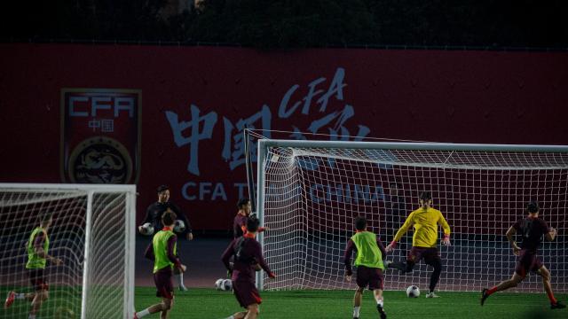 开云体育-【观察】训练OR比赛，怎么就成了国足难题？